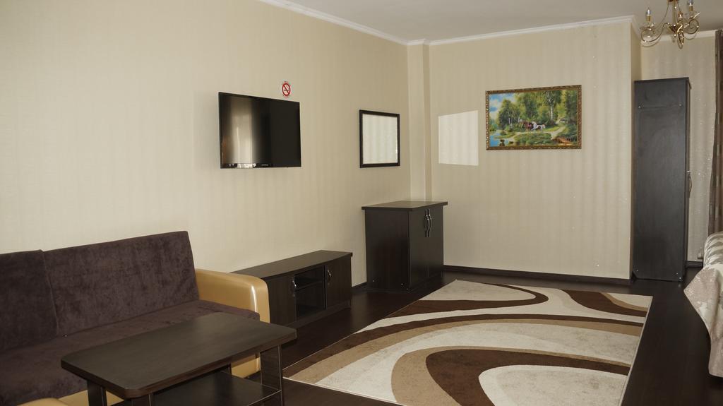 Home Hotel Astana Eksteriør bilde